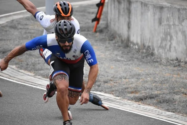 冰上荣耀 林孝埈短道速滑世界杯一千五百米夺冠 中国男队开门红